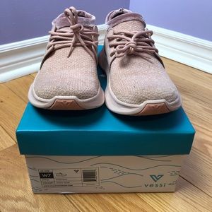 Vessi Women’s Everyday Waterproof Sneakers in Dusty Rose